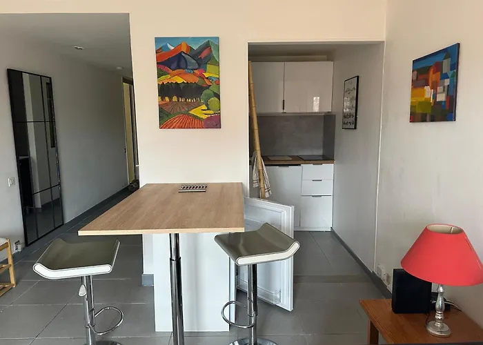 Apartment Attractive T2 - Right In The Center